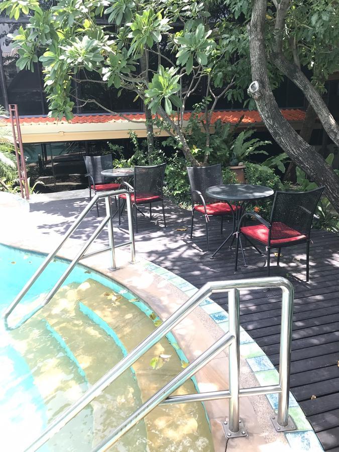 The Imperial Home Hotel Pak Kret Exterior photo